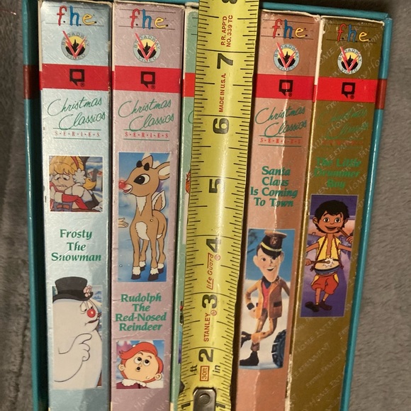 Children’s Christmas Classics VHS Rare Great Condition Five Classics - Picture 3 of 4